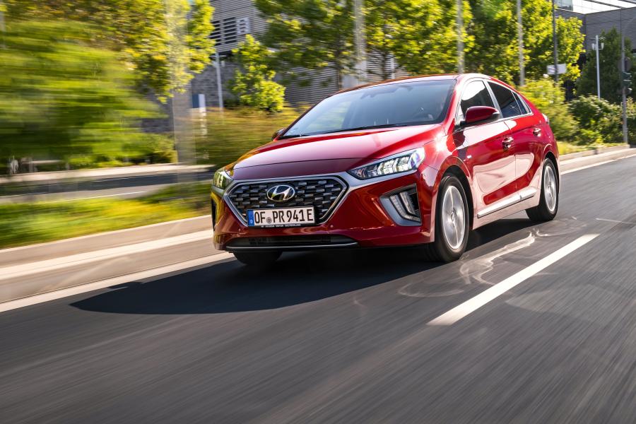  Hyundai IONIQ plug-in (AE) 2019 года  (WW) (фото 41 из 45)